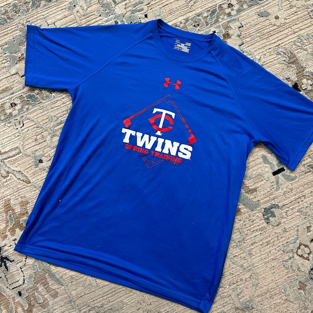 MNNESOTA TWINS Baseball T-shirt, Size L